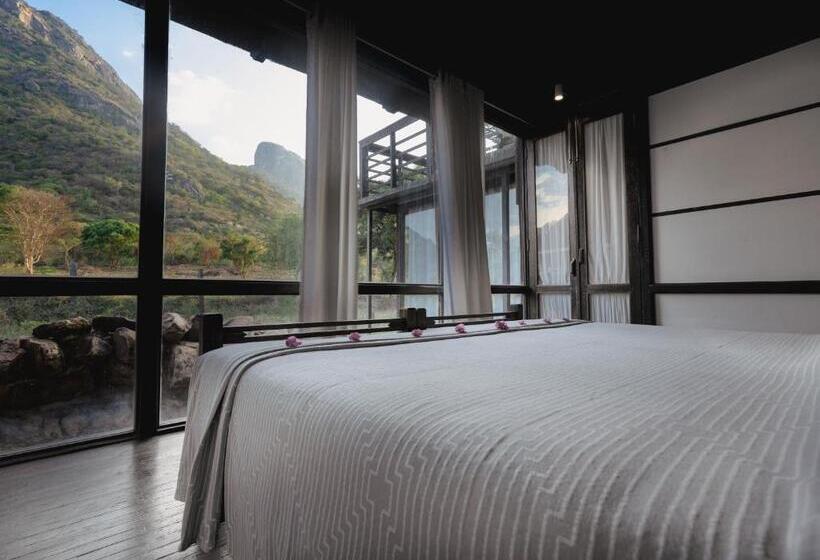 Hotel Spicetree Chinnar