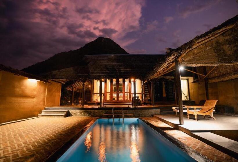 Hotel Spicetree Chinnar