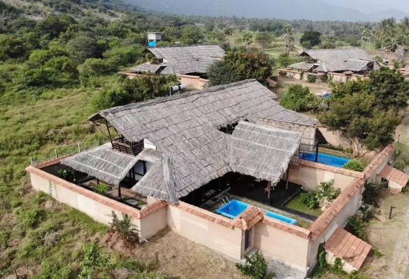 Hotelli Spicetree Chinnar