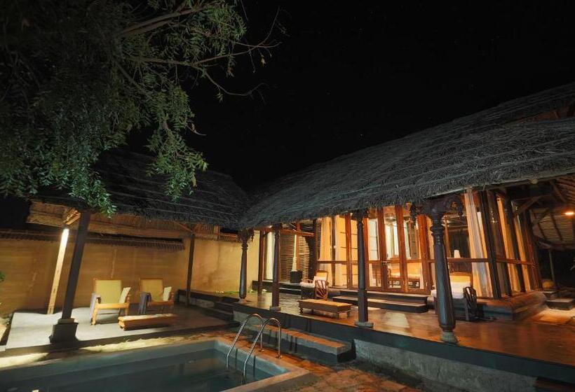 Hotel Spicetree Chinnar