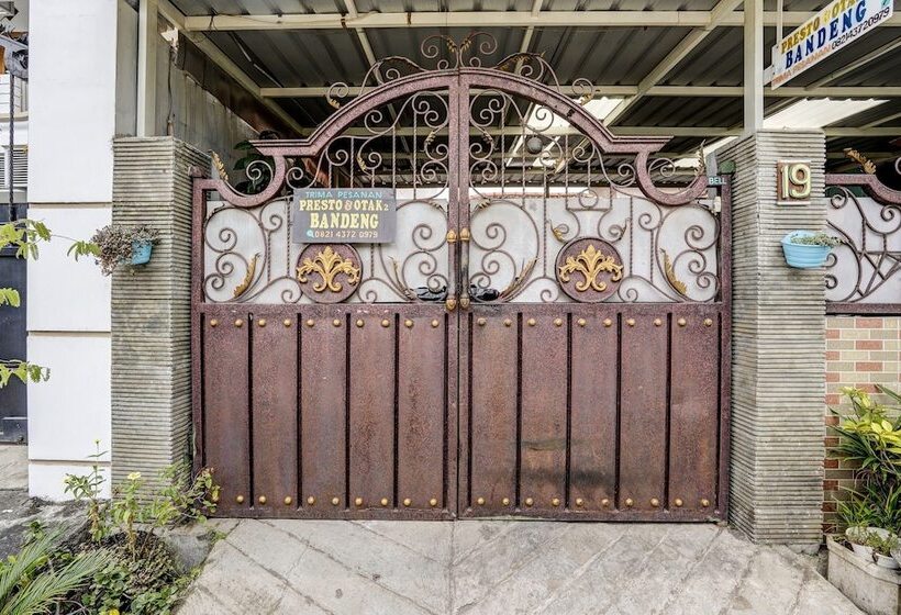 فندق Spot On 92461 Aini Syariah Homestay