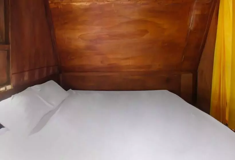 ホテル Spot On 92462 Awenk Homestay Near Sd Gunung Wakul