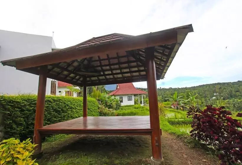 ホテル Spot On 92462 Awenk Homestay Near Sd Gunung Wakul