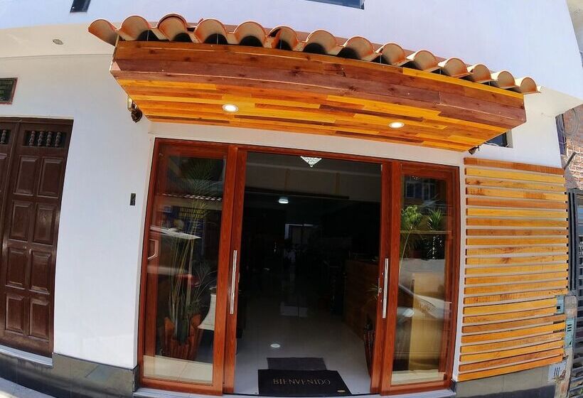 ホテル Sumaq Ayacucho Huamanga