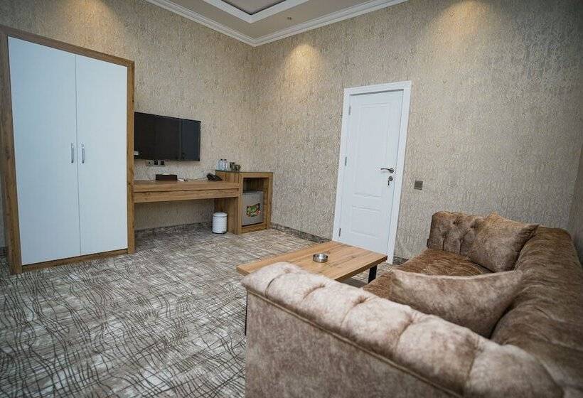 Lakeside Hotel & Spa