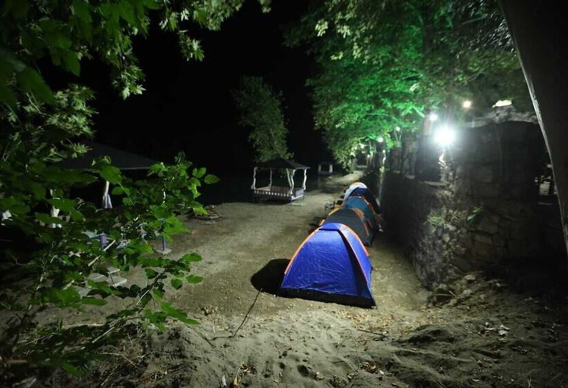 پانسیون Ozgur Family House