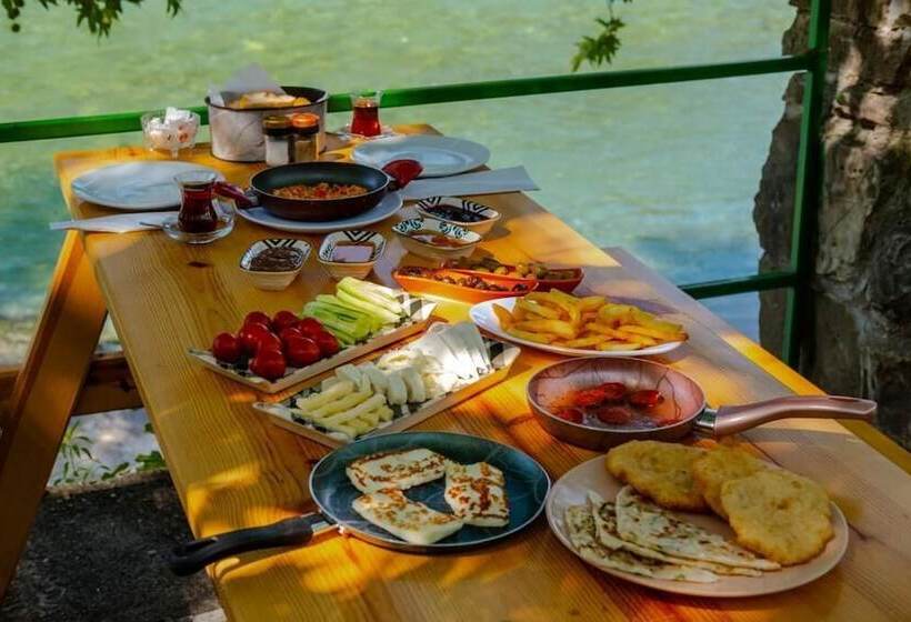 پانسیون Ozgur Family House