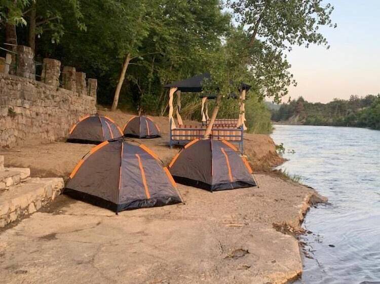 پانسیون Ozgur Family House