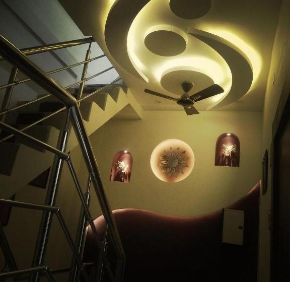 بنسيون Shree Ji Guest House