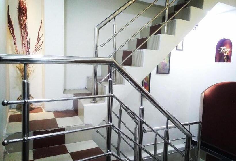 بنسيون Shree Ji Guest House