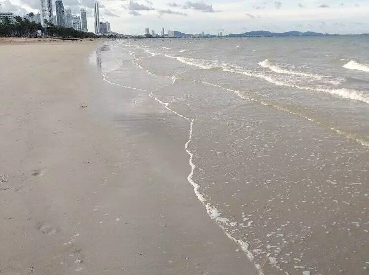 Majatalo Sorot House