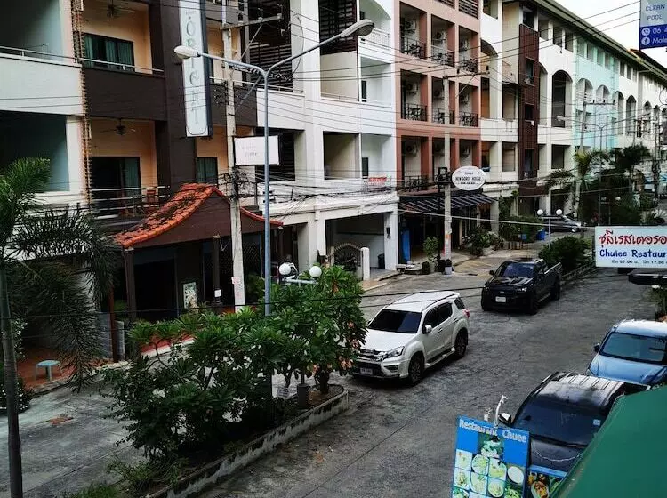 Majatalo Sorot House