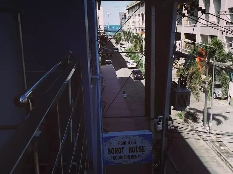 Majatalo Sorot House