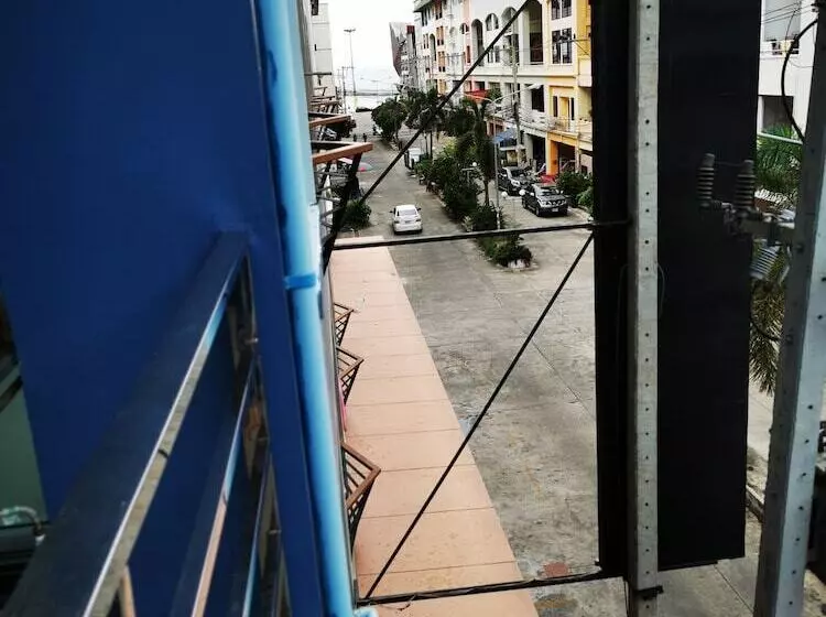 Majatalo Sorot House