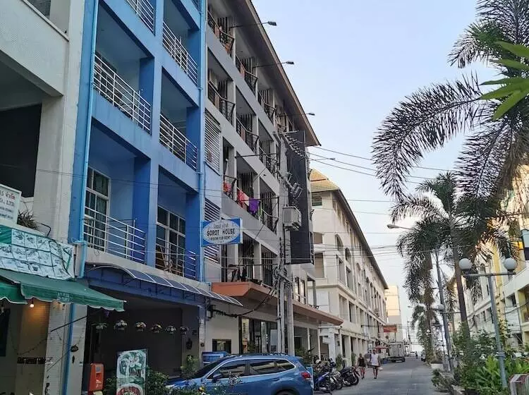 Majatalo Sorot House