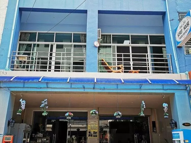 Majatalo Sorot House