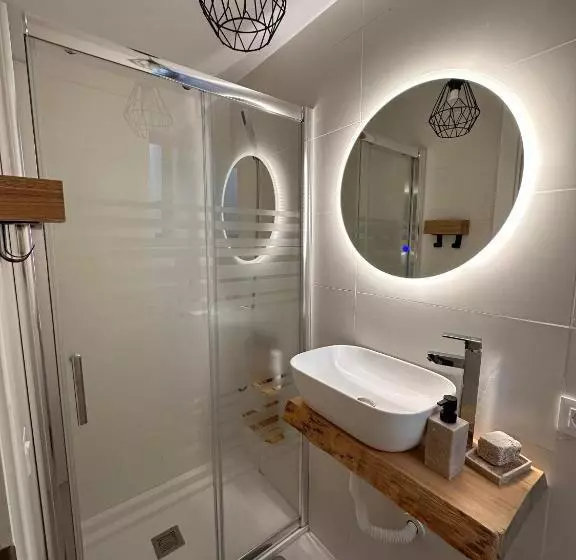 Retkeilymaja Papá Totë Deluxe