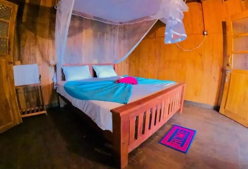 ベッドアンドブレックファースト Aybish Resort