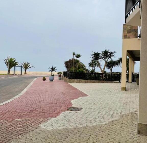 تختخواب و صبحانه Silver Dunes Apartments