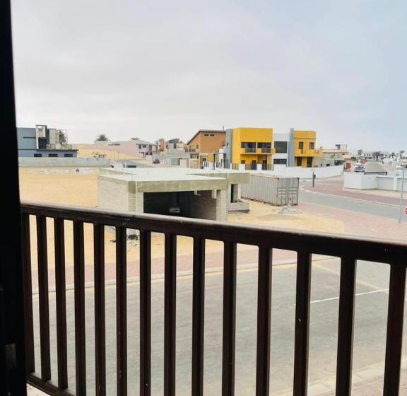 تختخواب و صبحانه Silver Dunes Apartments