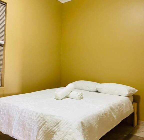 تختخواب و صبحانه Silver Dunes Apartments