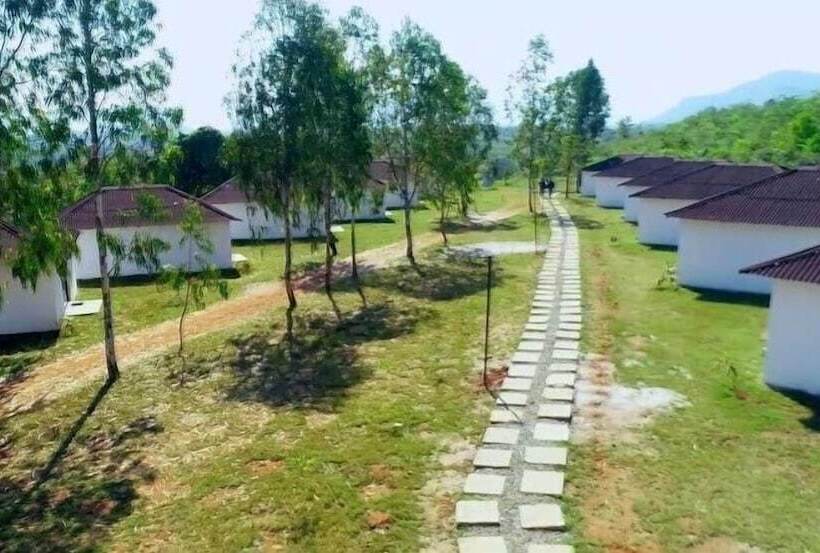 בית מלון כפרי Athmaveda   Shivanasamudra