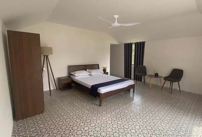 Hotelli Athmaveda   Shivanasamudra