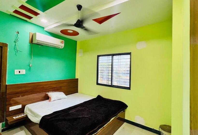 בית מלון כפרי Kanishka Palace And Restro