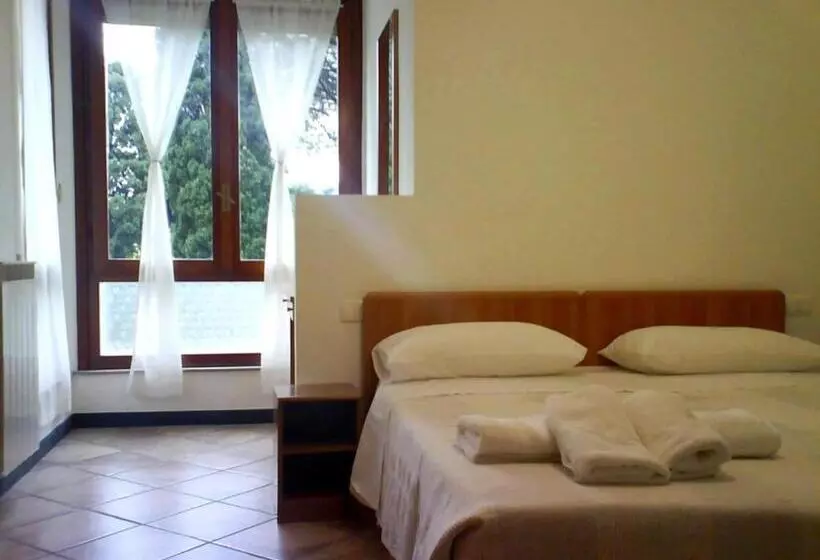 ホテル Locanda Vittoria