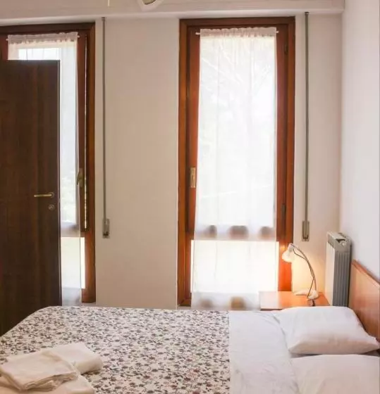 ホテル Locanda Vittoria