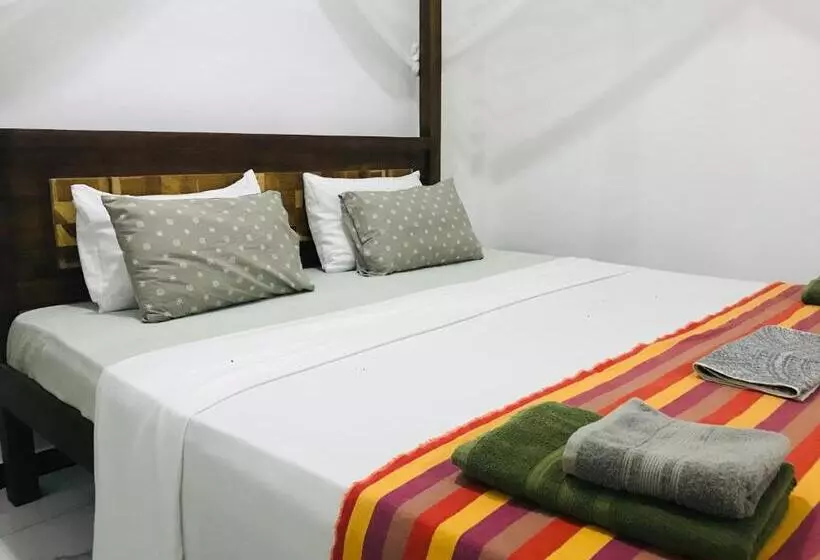 Hotelli Memories Weligama