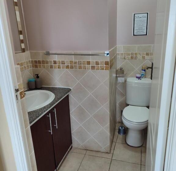 בית מלון כפרי Ocean View Villas F6