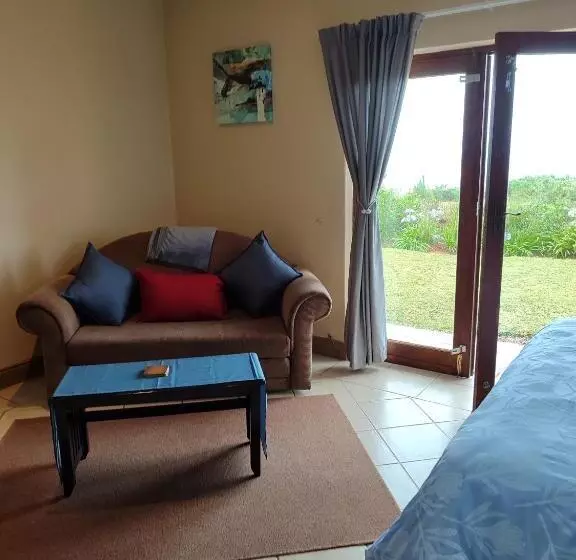 Hotelli Ocean View Villas   F6