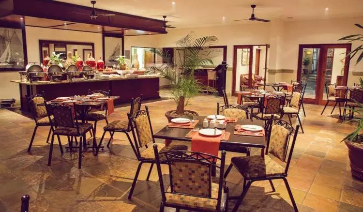 Hotelli Ocean View Villas   F6