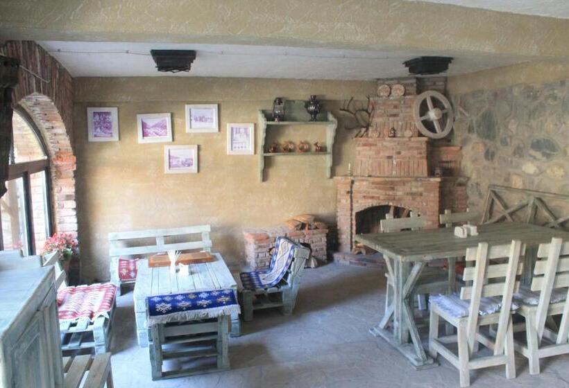 هتل Restaurant Kakhaberi