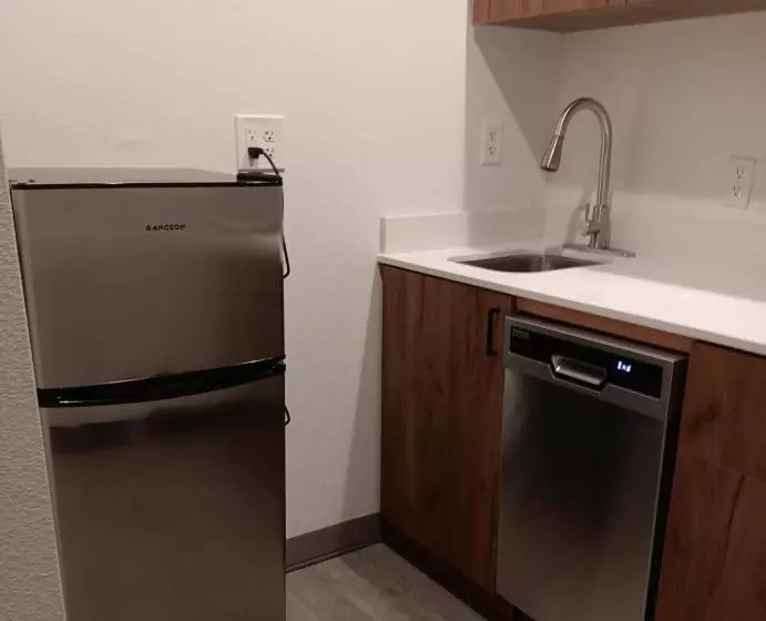 ホテル Stateline Stayovers Extended Stay