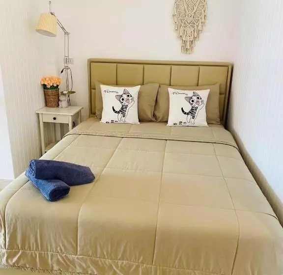 پانسیون บ้านพักการ์ฟิลด์ ซีวิว เกาะล้าน