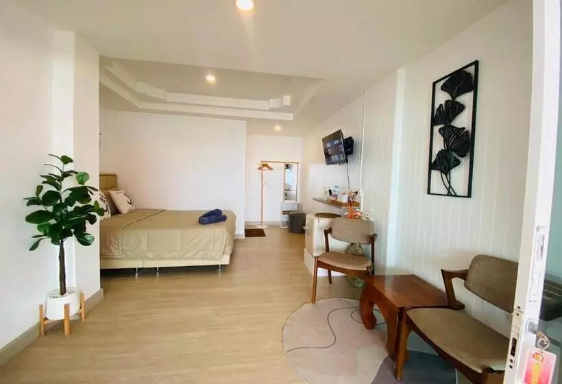 پانسیون บ้านพักการ์ฟิลด์ ซีวิว เกาะล้าน