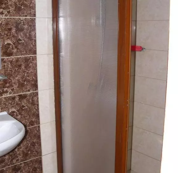 Majatalo Guest House Nani