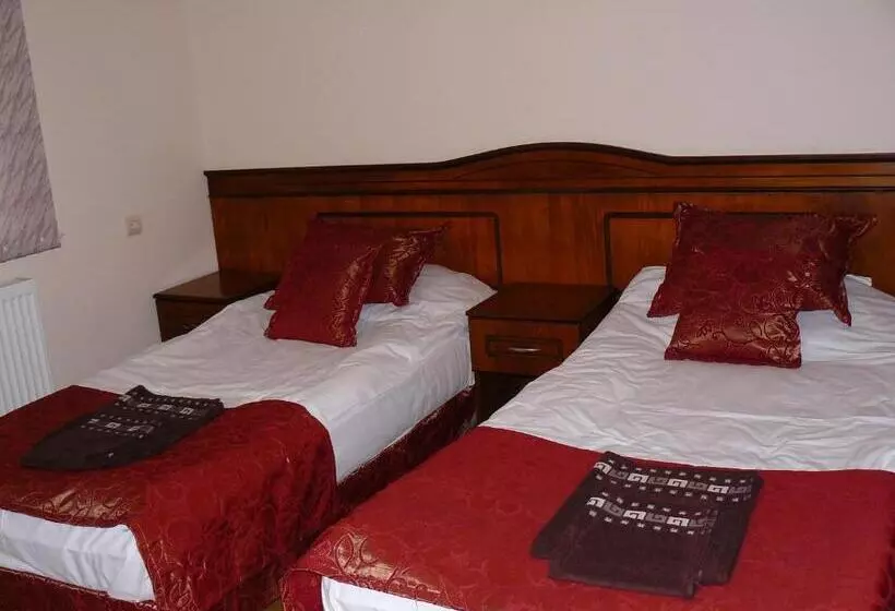 Majatalo Guest House Nani