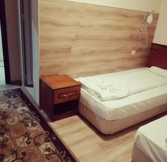 Majatalo Guest House Nani