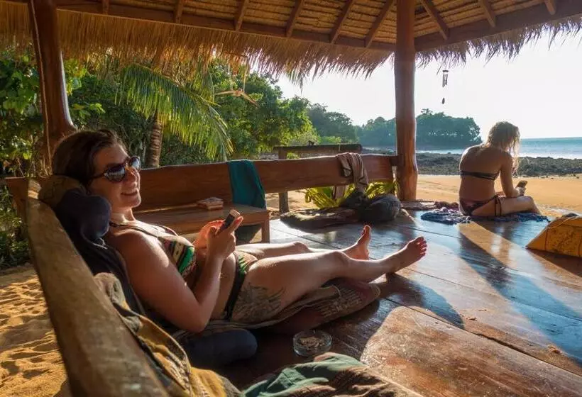 Majatalo Hornbill Bungalow Koh Chang Ranong