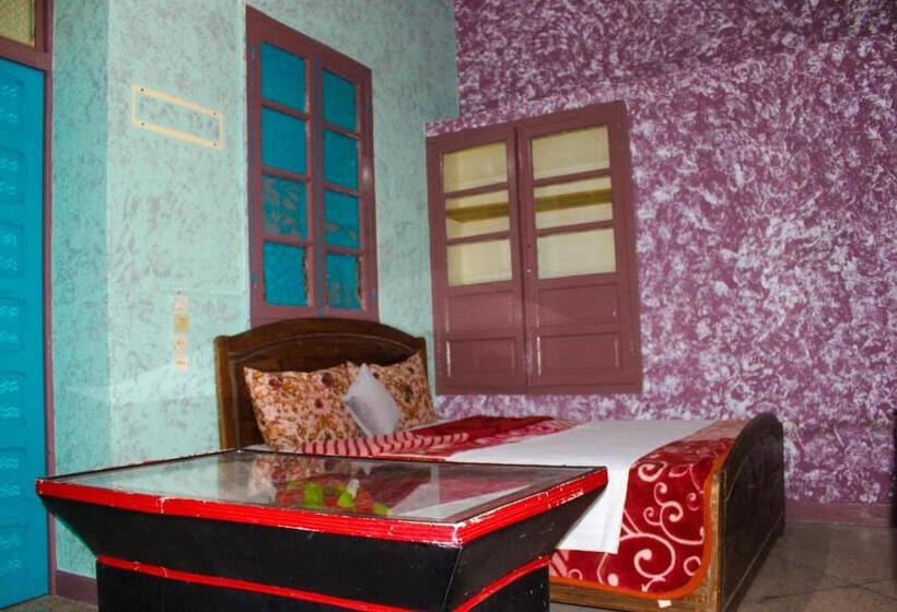 پانسیون Hôtel Maison Karaz