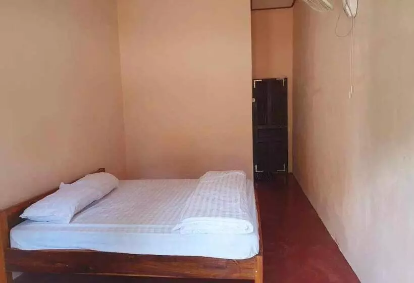 ペンション Khounxok Guesthouse