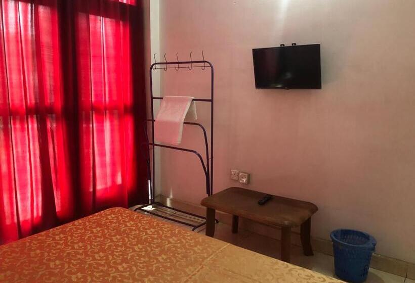 פנסיון Nilwala Guest House & Restaurant