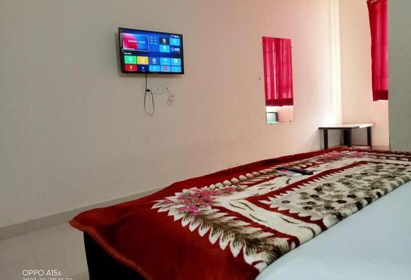 Pensão Panchal Dham