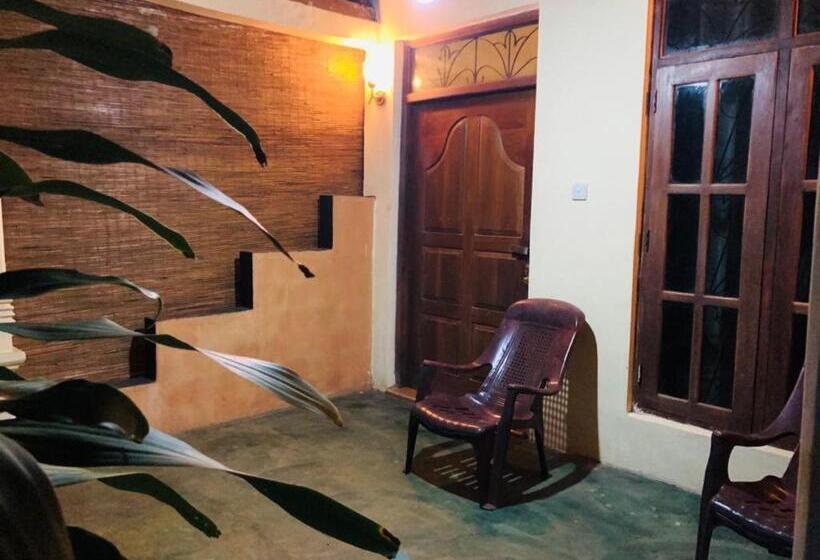 پانسیون Sigiri Peaceful Home Stay