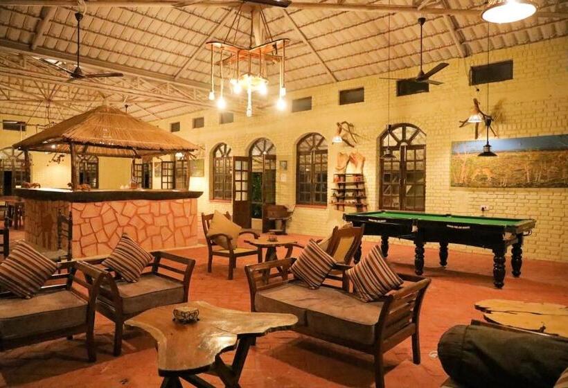 אתר נופש Naaharbagh Rajgarh