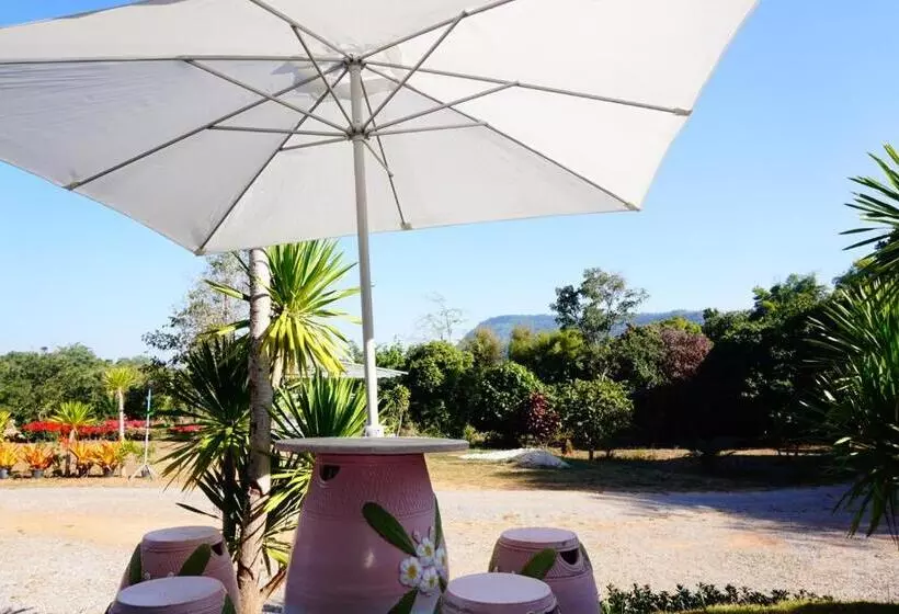 Lomakeskus Pruksatara Garden