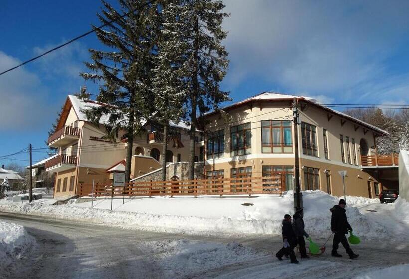 Selfness Hotel Vadvirág Mátraszentimre